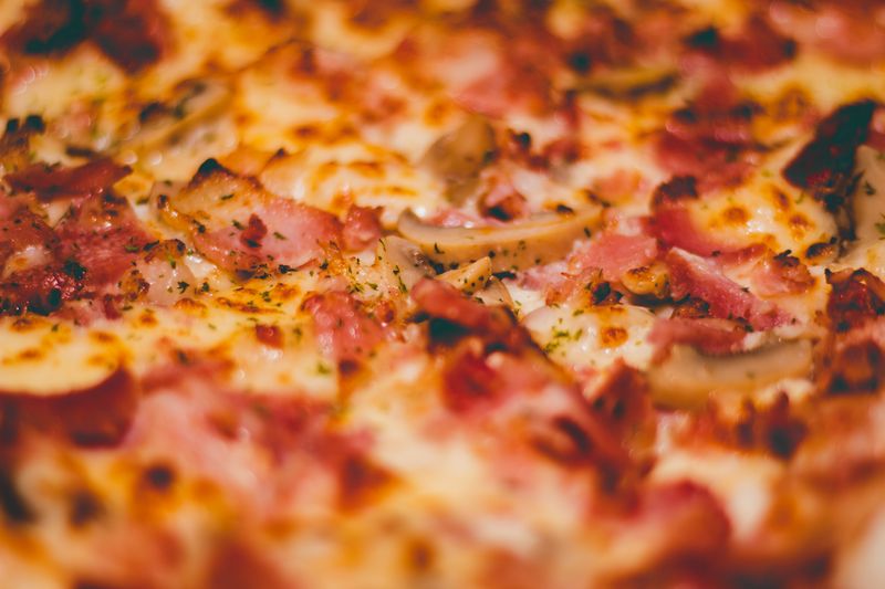 Pizzeta Quattro Formaggi con cuatro tipos de queso
